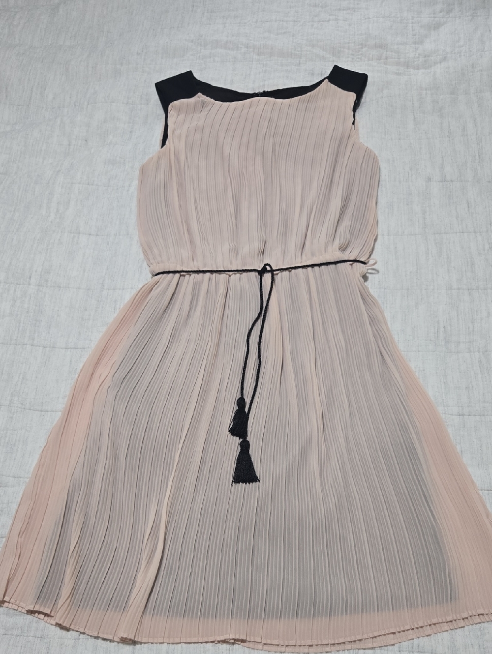 Jennifer Lopez Blush and Black Pleated Dress with Tassel Tie
